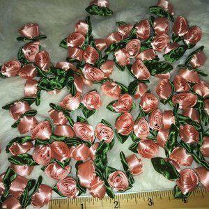 Ribbon roses - 100 peach New